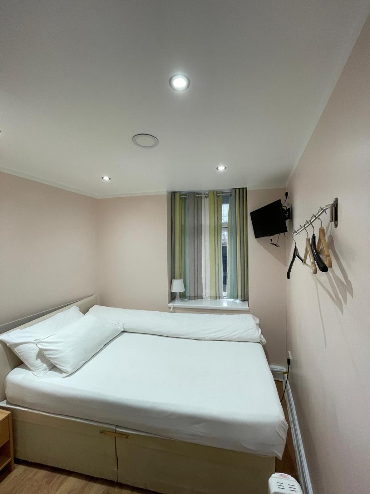 Accommodation Plus Londres Exterior foto